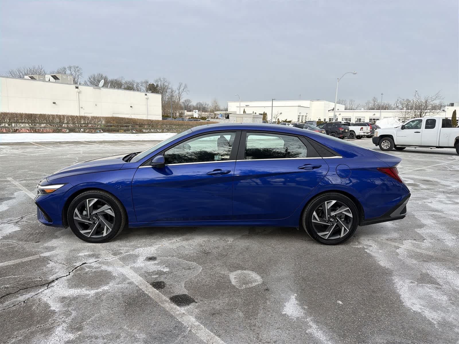 Thumbnail: 2024 Hyundai Elantra - 11