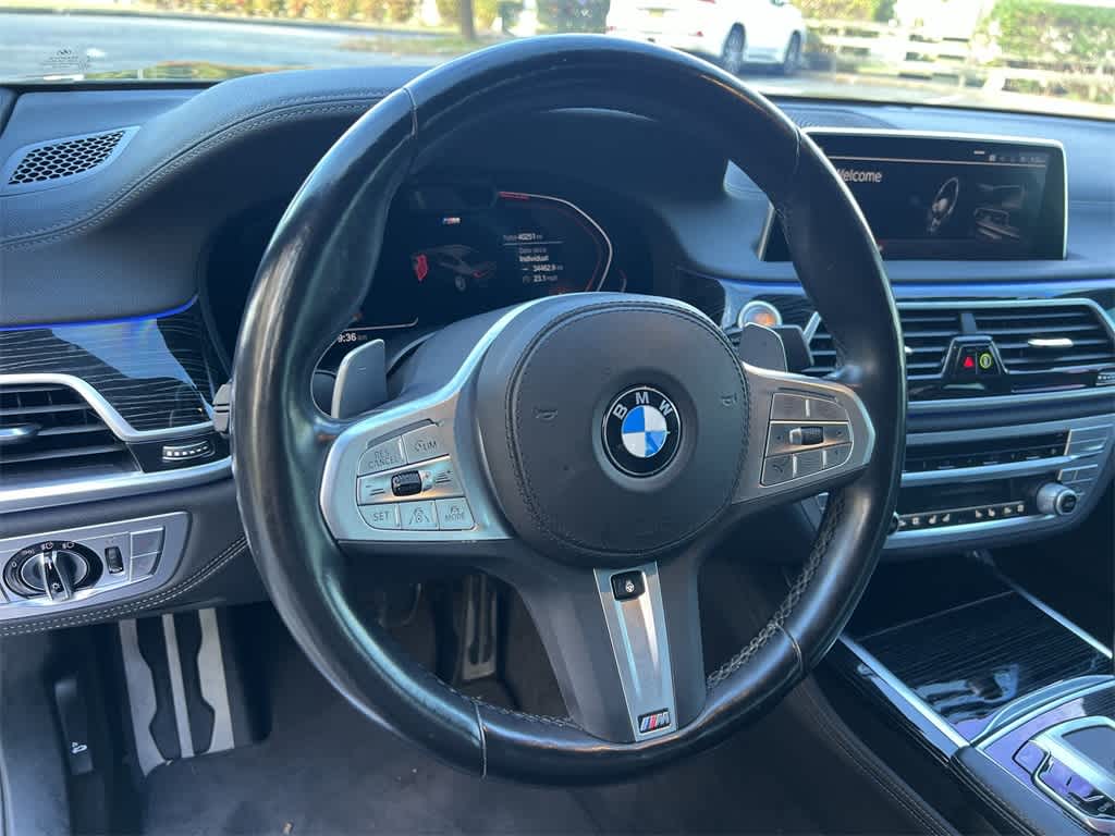 Thumbnail: 2022 BMW 7 Series - 23