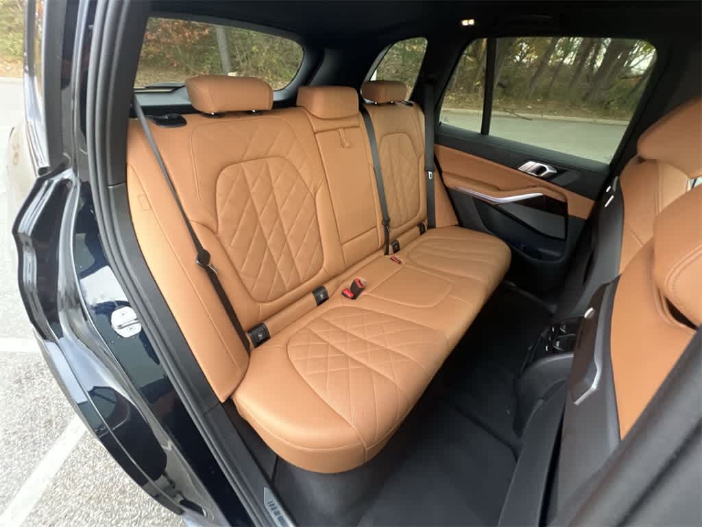 Thumbnail: 2024 BMW X5 - 21