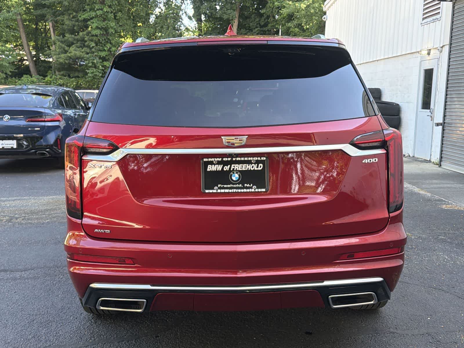 Thumbnail: 2023 Cadillac XT6 - 12