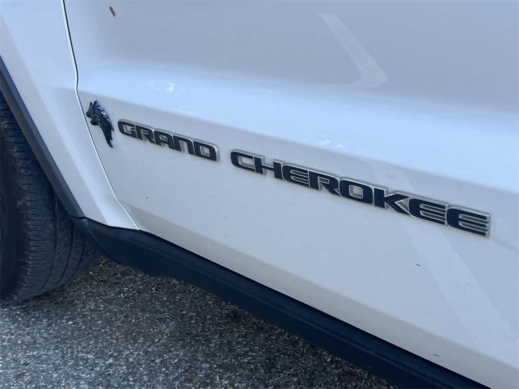 Thumbnail: 2020 Jeep Grand Cherokee - 15