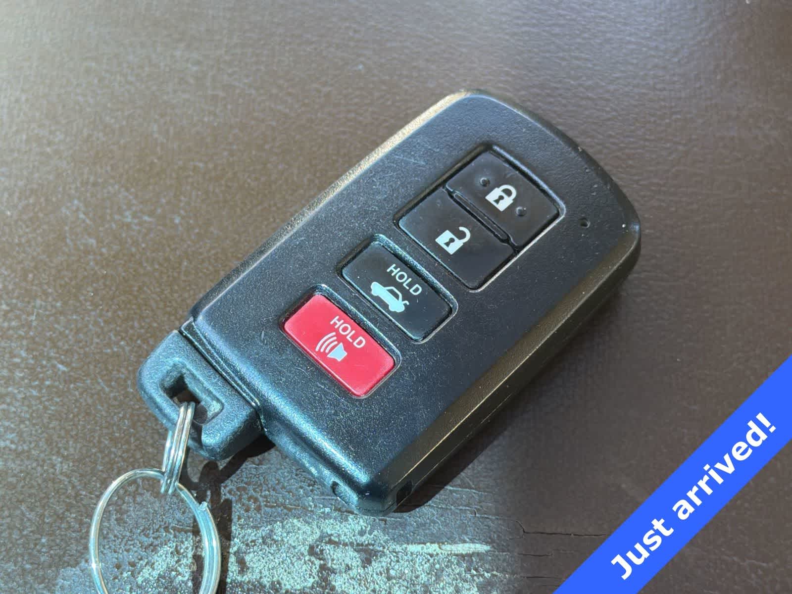 Thumbnail: 2015 Toyota Avalon - 28