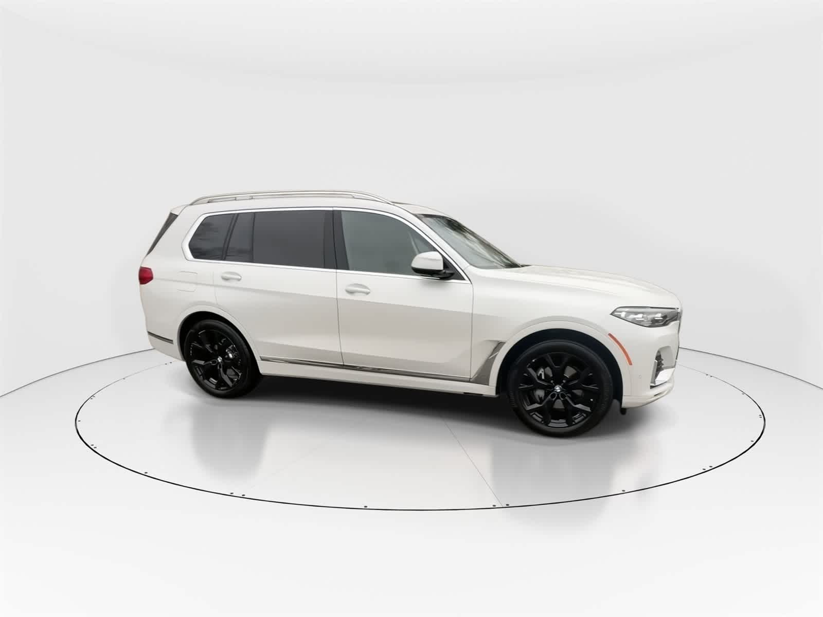 Thumbnail: 2022 BMW X7 - 3