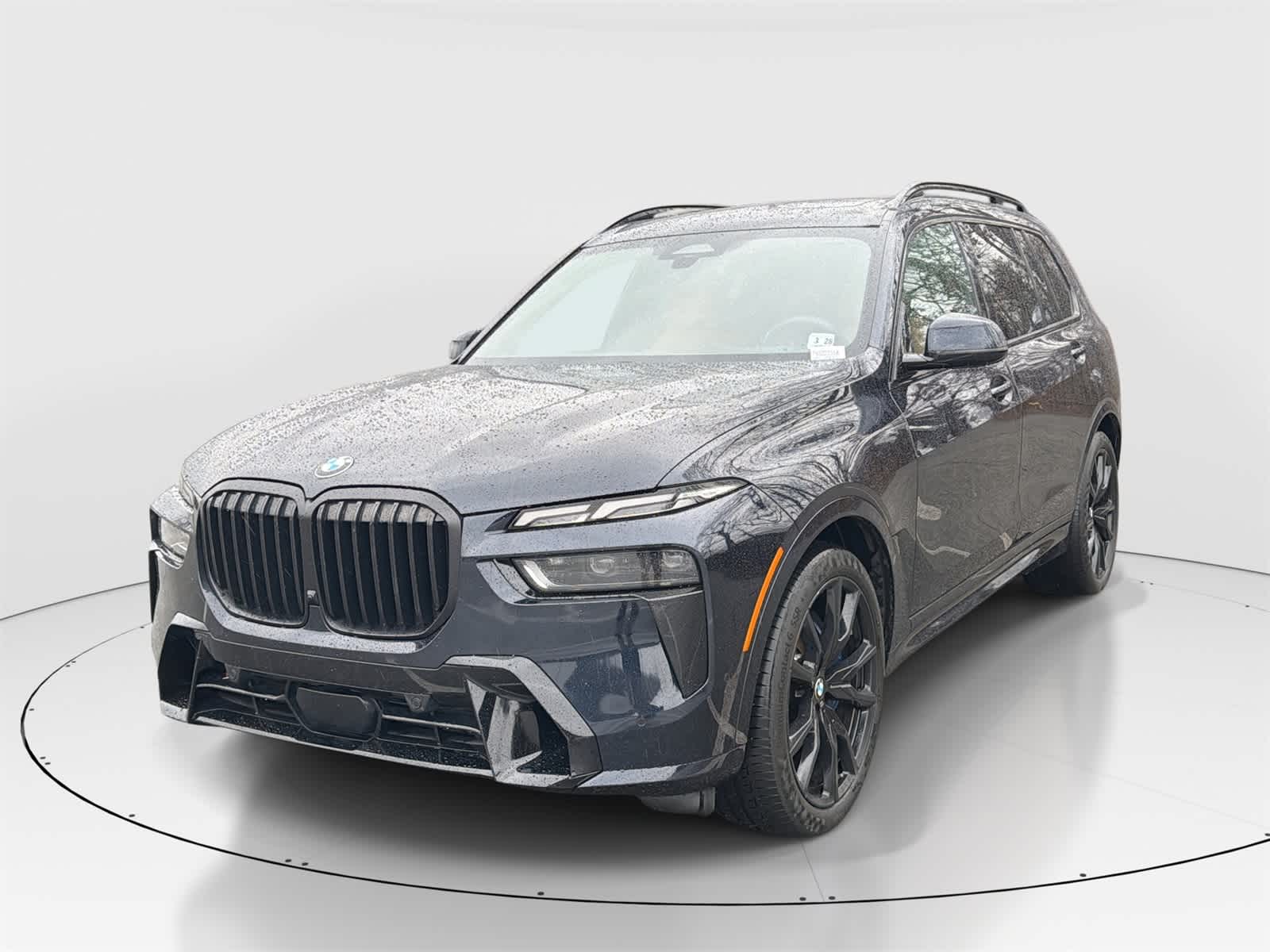 2023 BMW X7 40i's photo