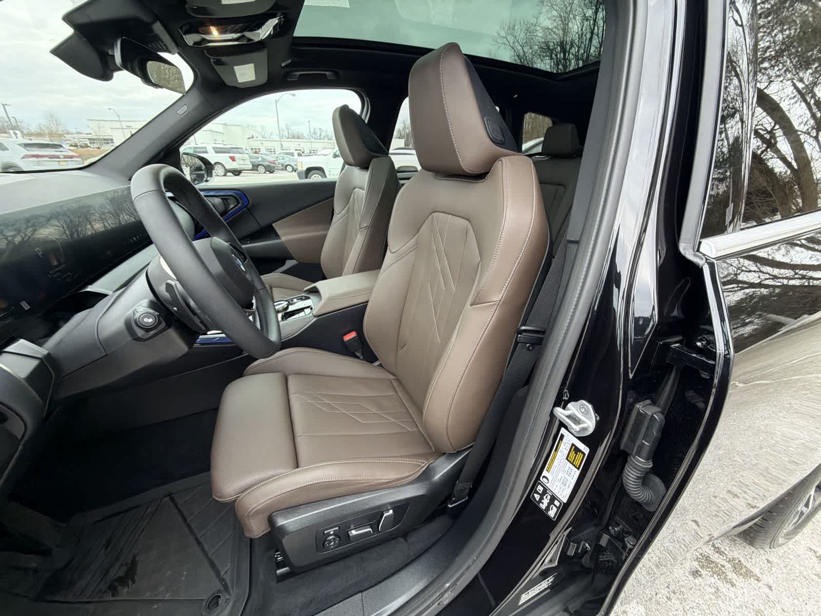 Thumbnail: 2025 BMW X3 - 19