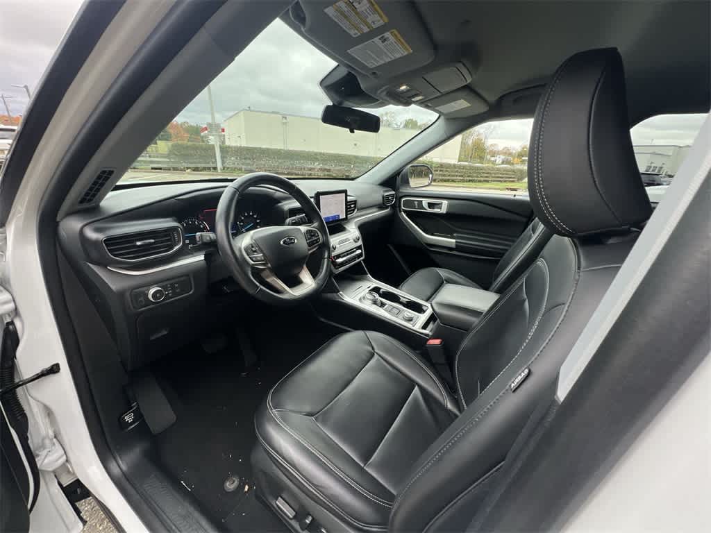 Thumbnail: 2021 Ford Explorer - 10