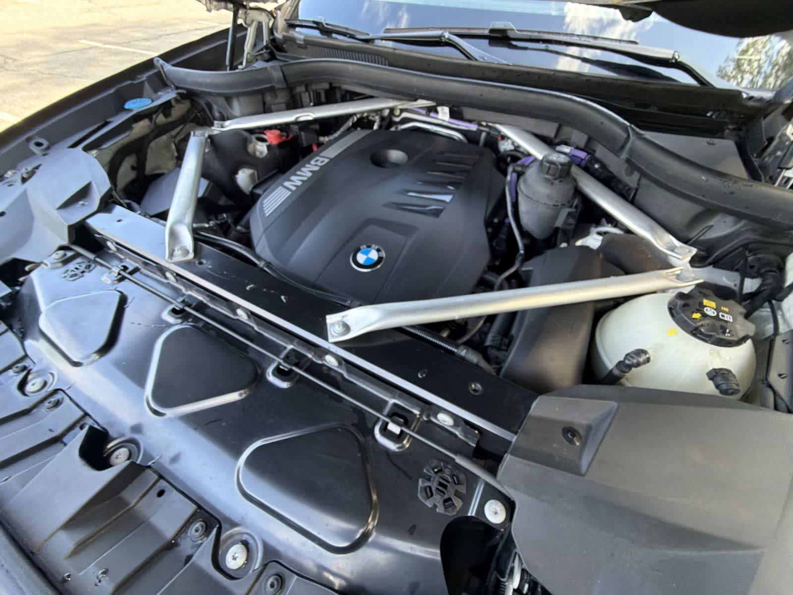 Thumbnail: 2023 BMW X7 - 16