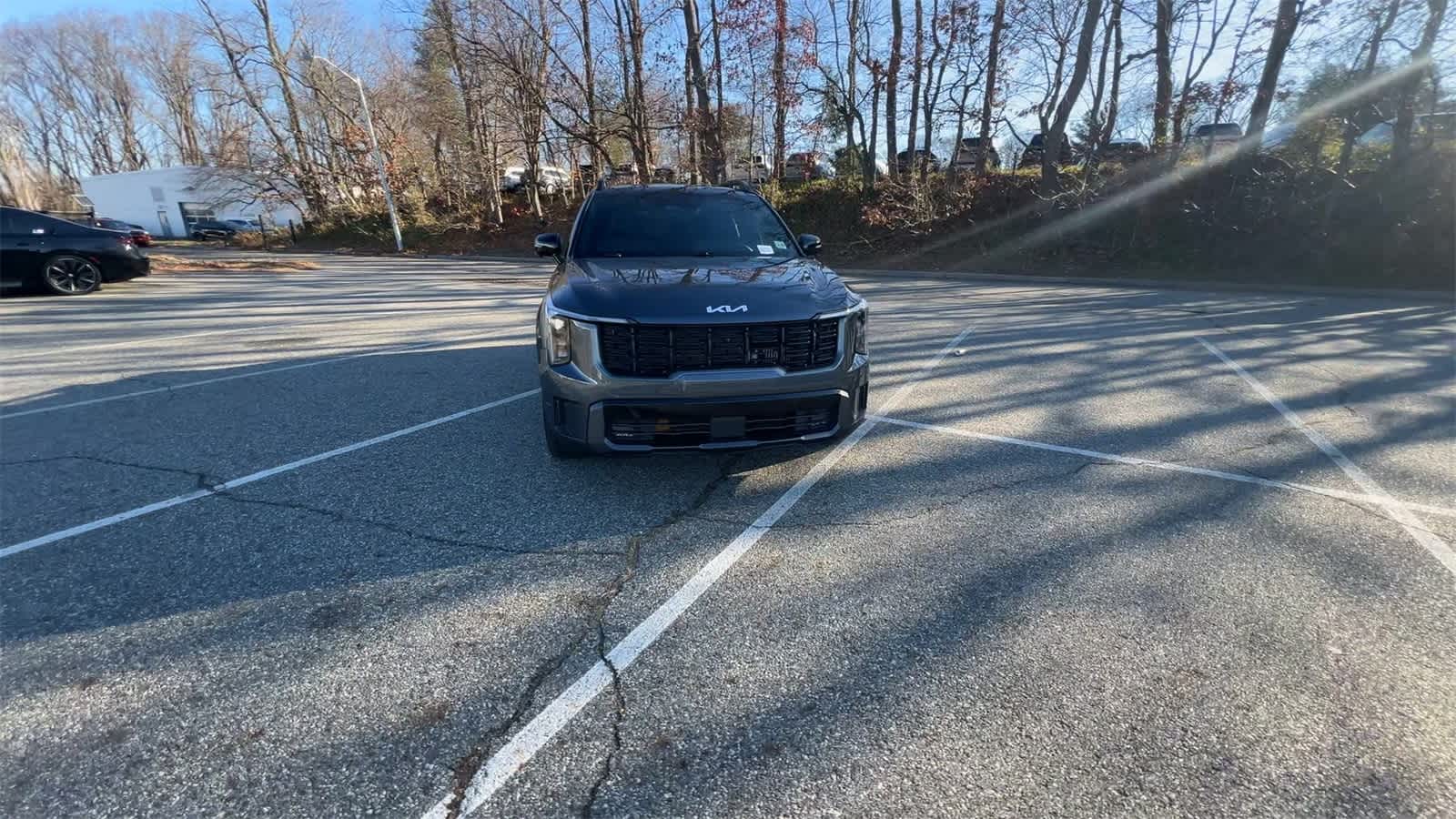 Thumbnail: 2024 Kia Sorento - 4