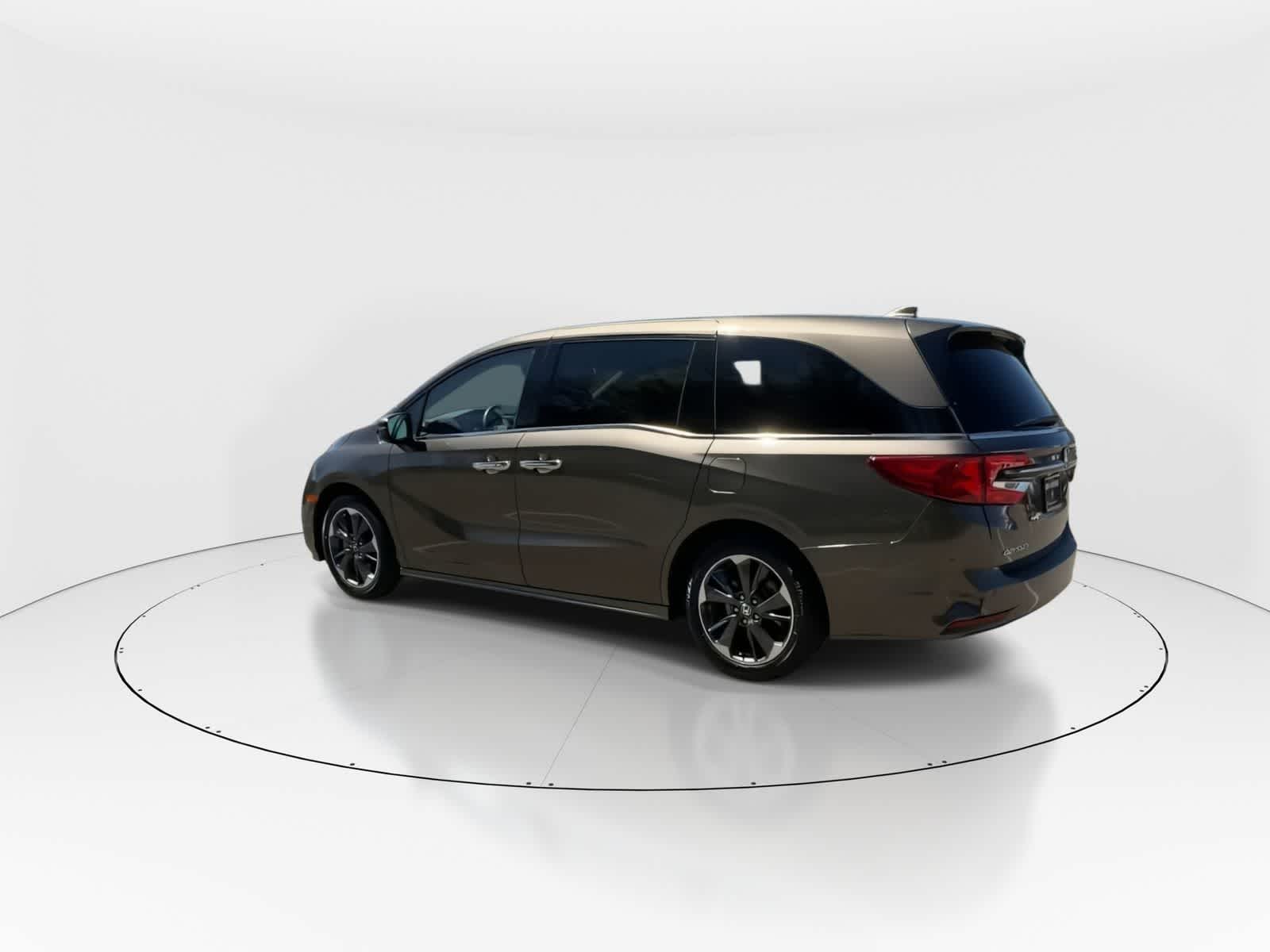 Thumbnail: 2023 Honda Odyssey - 6