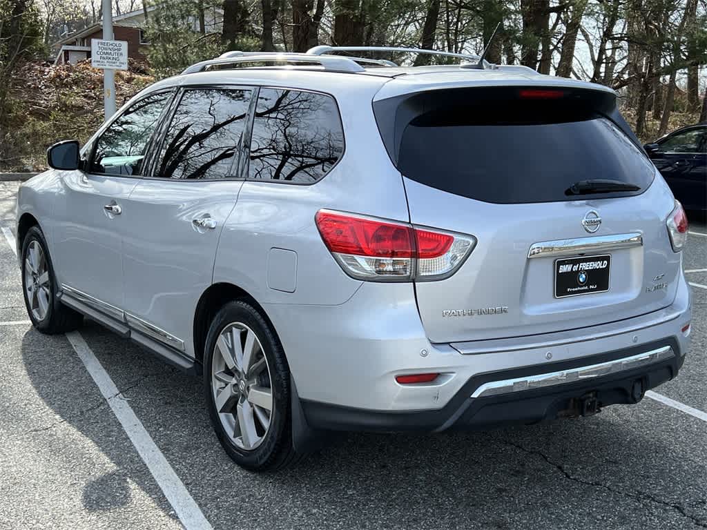 Thumbnail: 2015 Nissan Pathfinder - 12