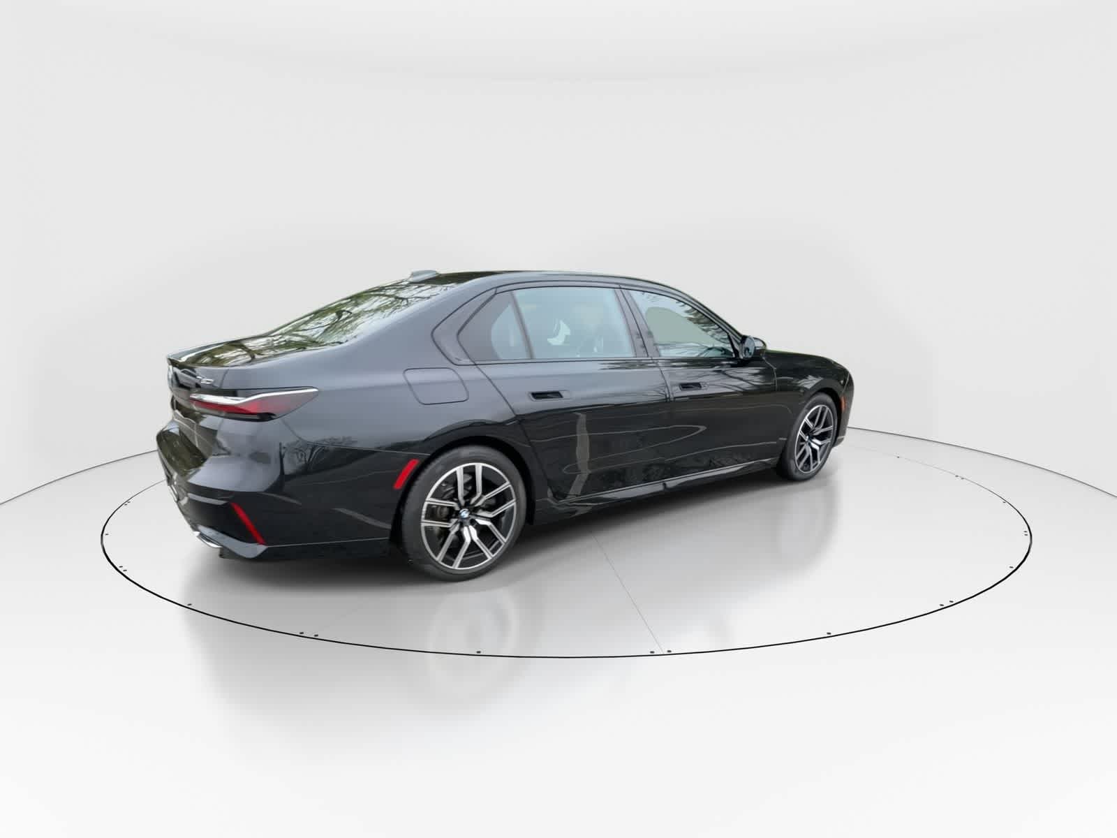 Thumbnail: 2023 BMW 7 Series - 8