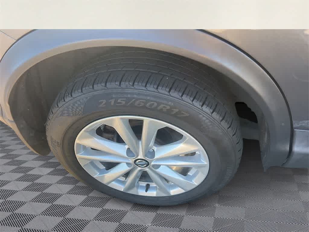 Thumbnail: 2019 Nissan Rogue Sport - 5