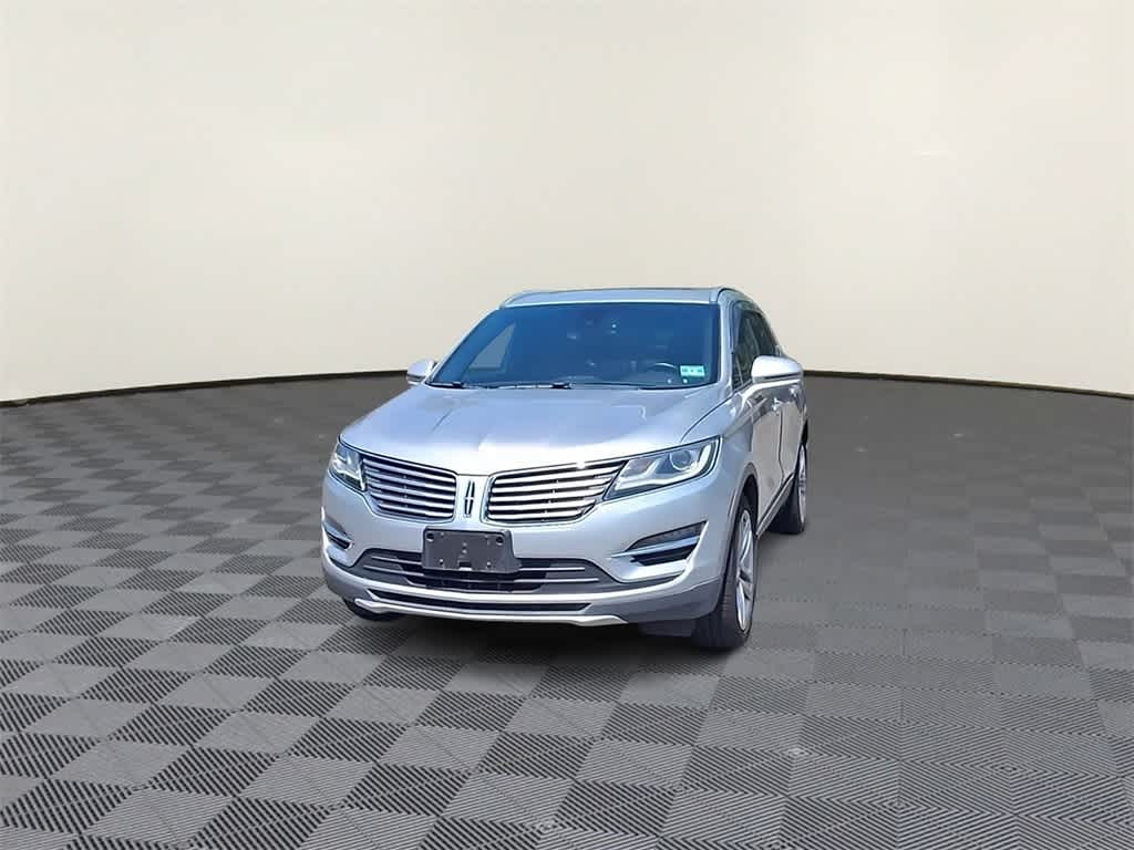 Thumbnail: 2016 Lincoln MKC - 3