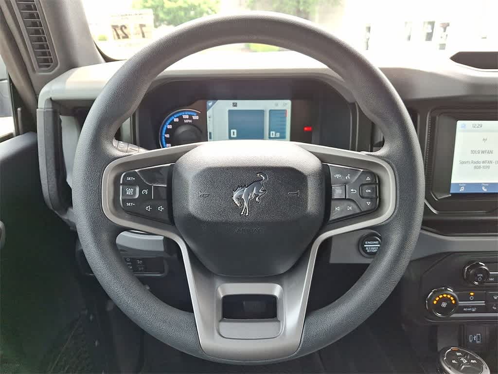Thumbnail: 2022 Ford Bronco - 16
