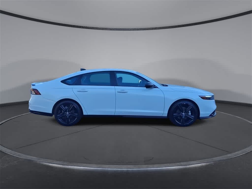 Thumbnail: 2024 Honda Accord - 9