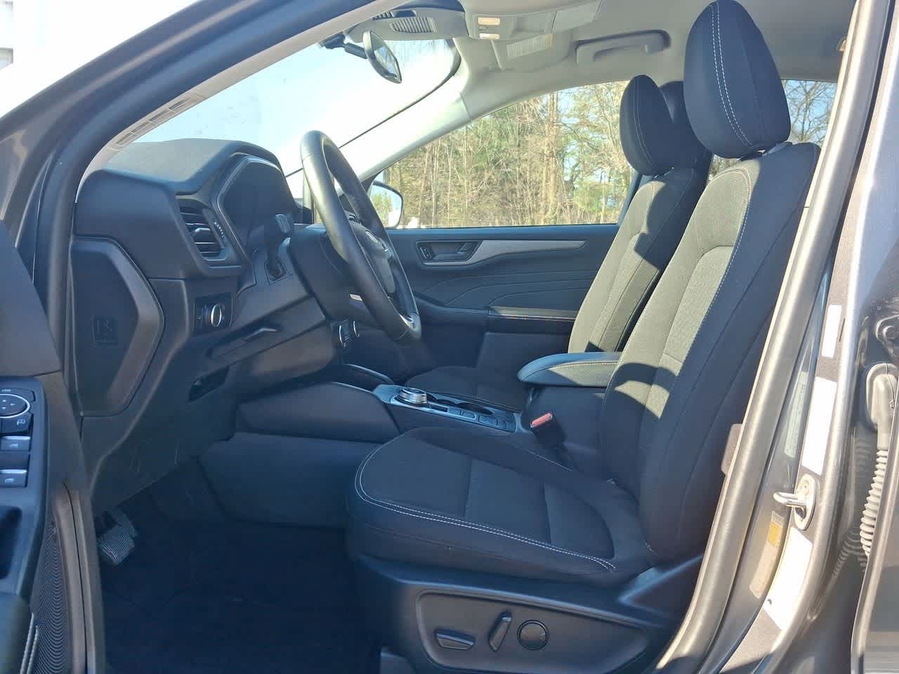 Thumbnail: 2024 Ford Escape - 17