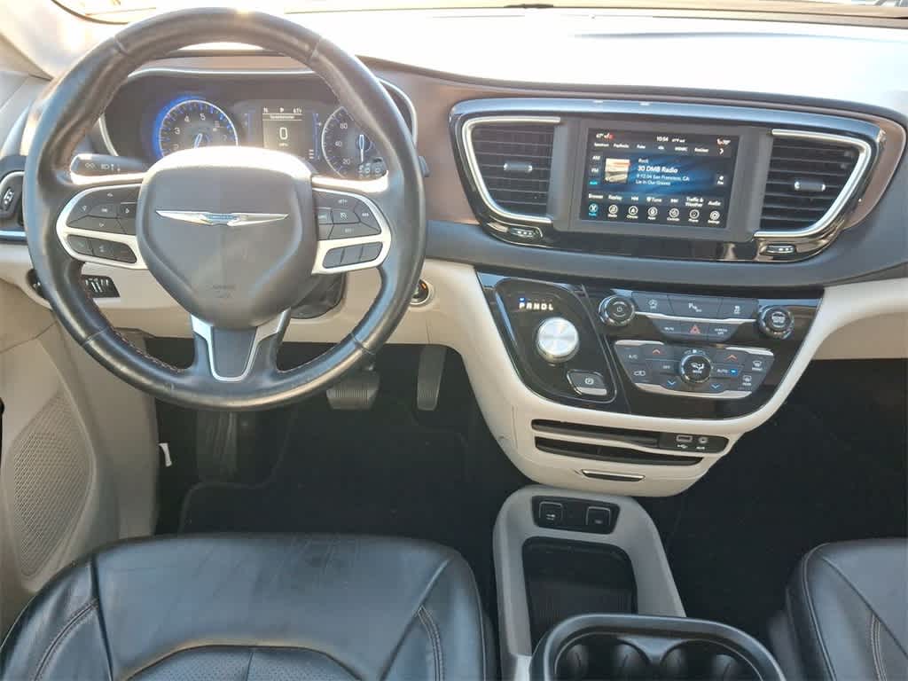 Thumbnail: 2019 Chrysler Pacifica - 27