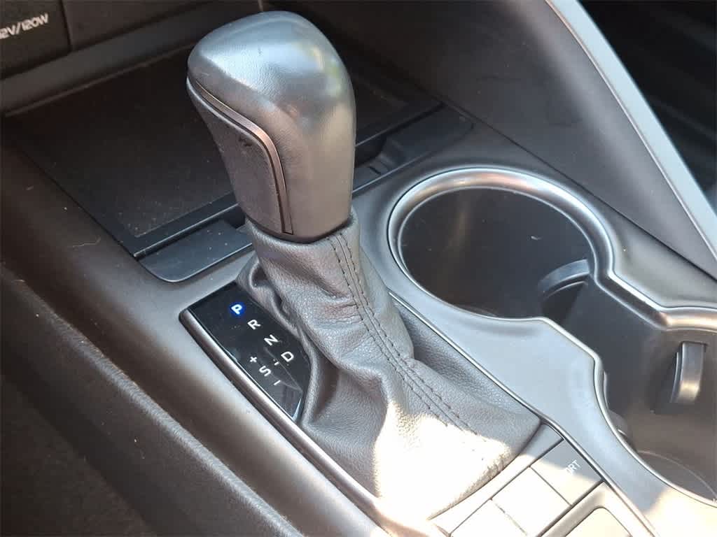 Thumbnail: 2023 Toyota Camry - 18