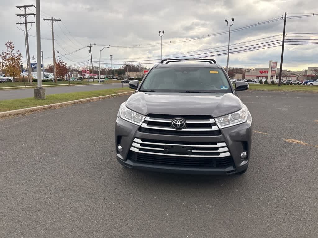 Thumbnail: 2018 Toyota Highlander - 4