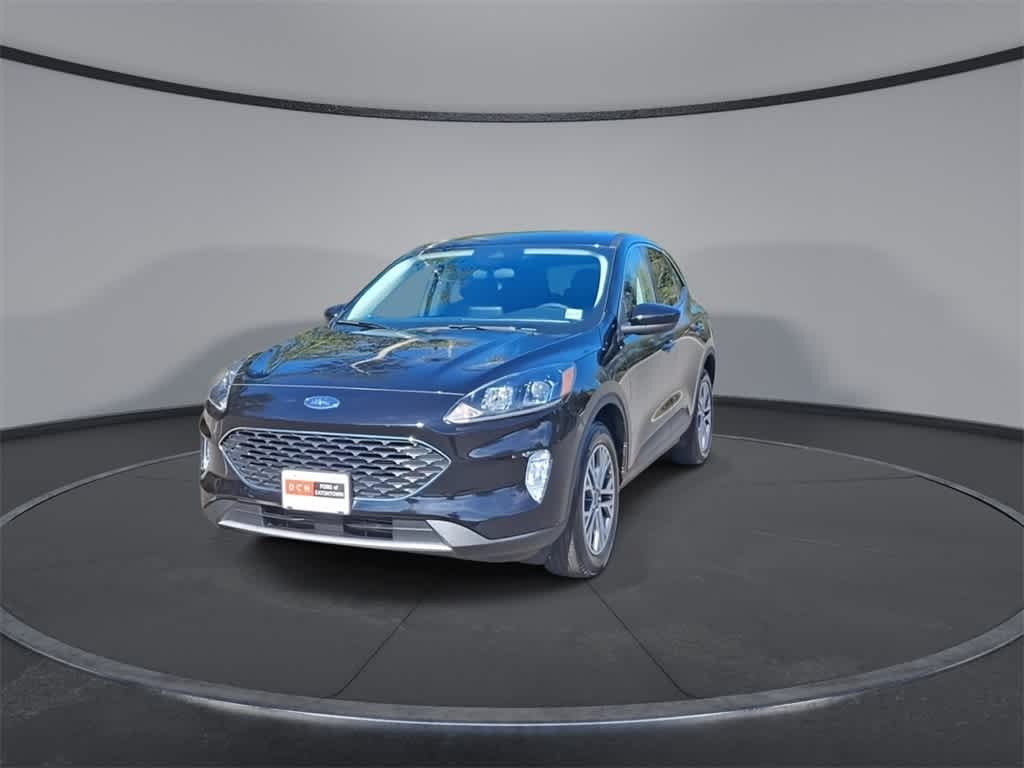 Thumbnail: 2022 Ford Escape - 3