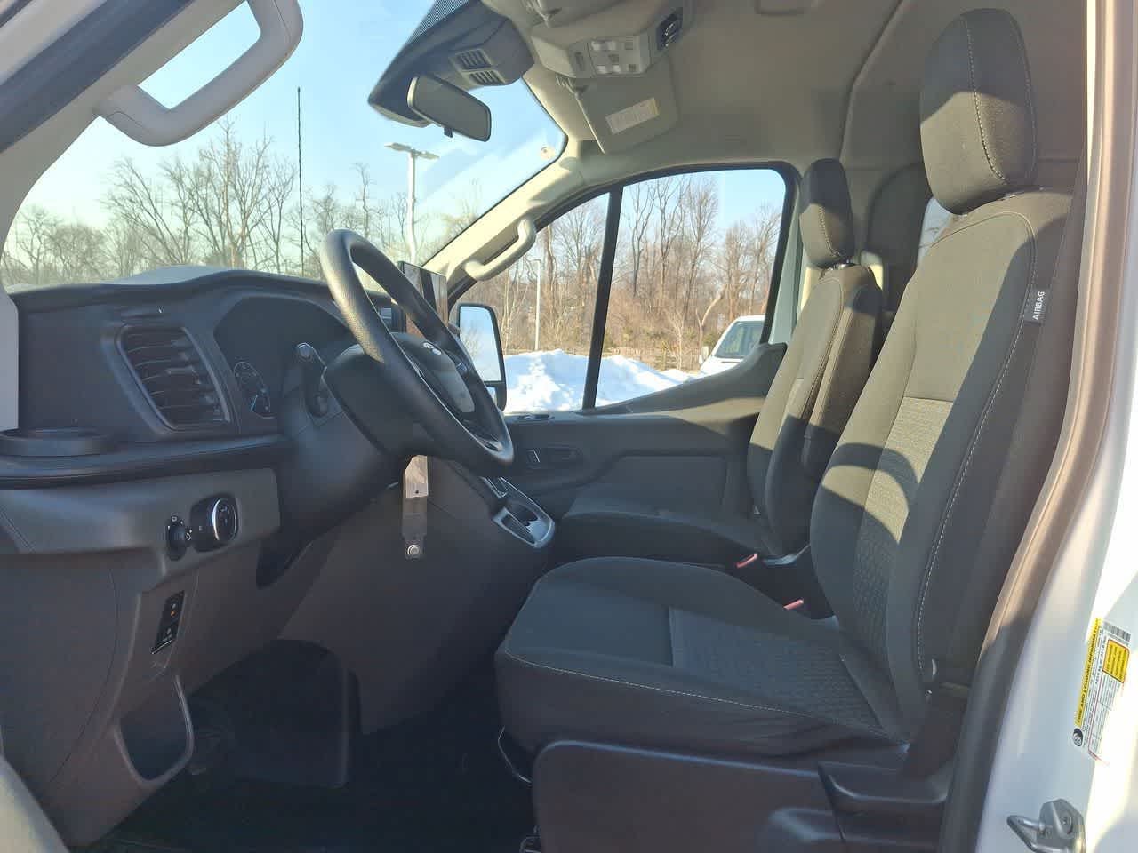 Thumbnail: 2023 Ford Econoline - 17