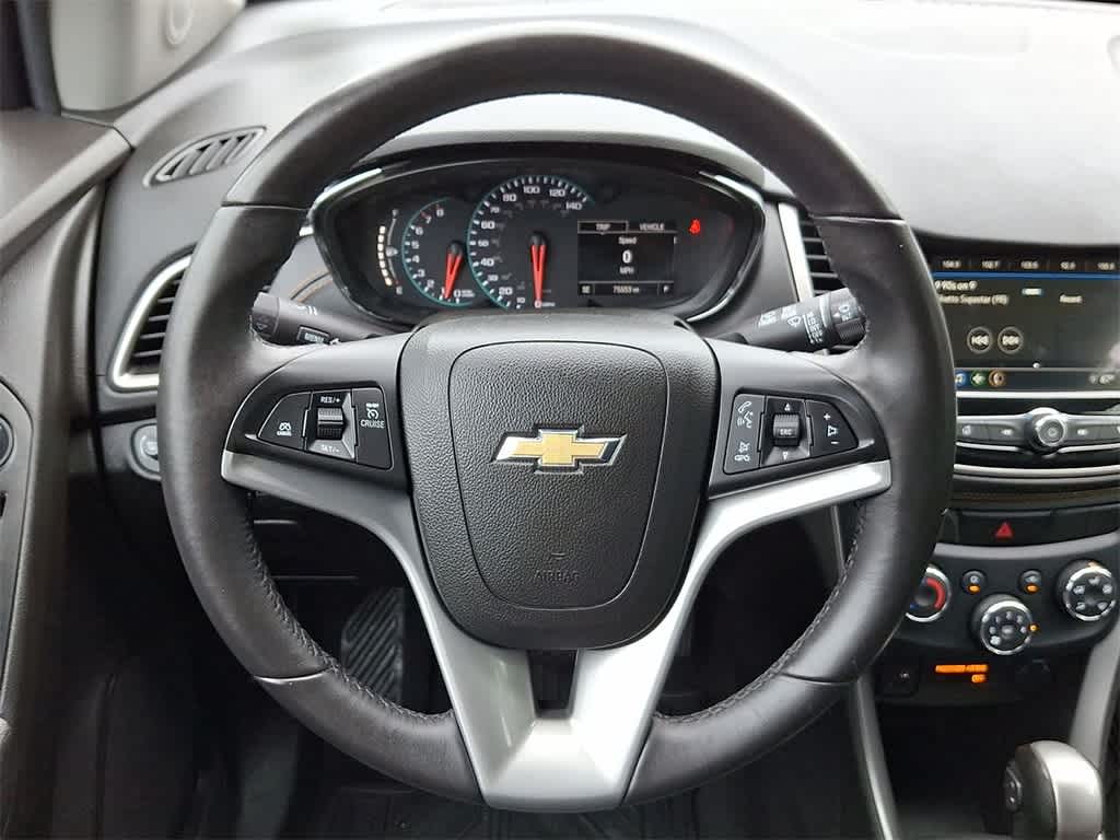 Thumbnail: 2018 Chevrolet Trax - 16