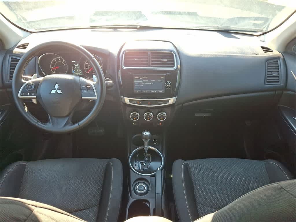 Thumbnail: 2015 Mitsubishi Outlander Sport - 10