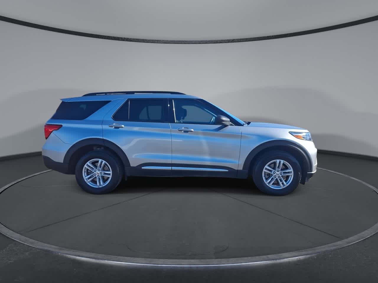 Thumbnail: 2023 Ford Explorer - 9