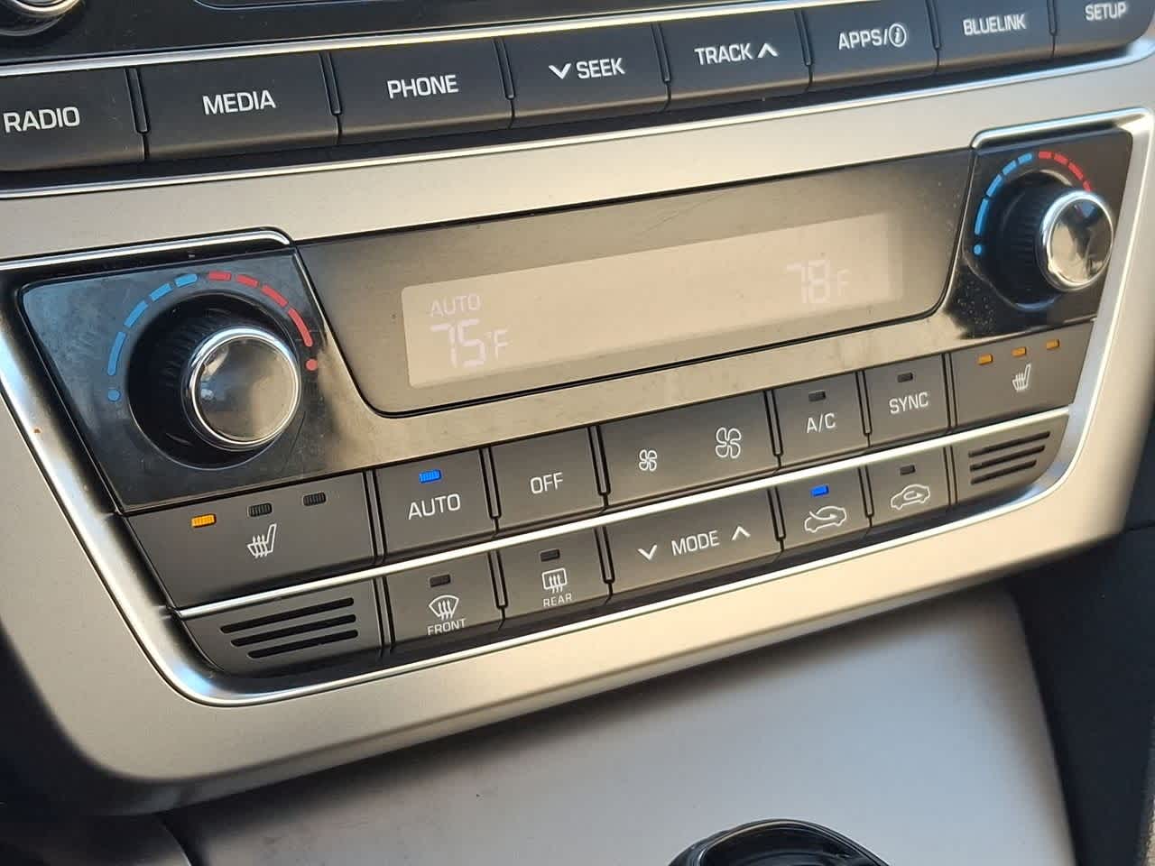 Thumbnail: 2017 Hyundai Sonata - 25