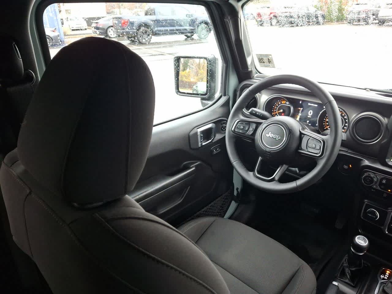 Thumbnail: 2023 Jeep Wrangler - 15