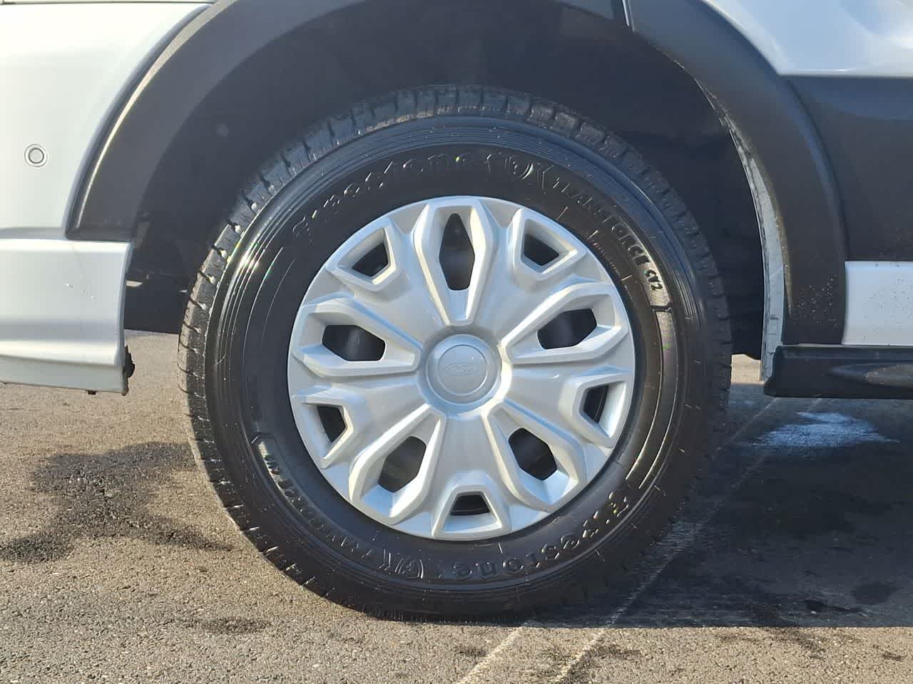 Thumbnail: 2023 Ford Econoline - 29