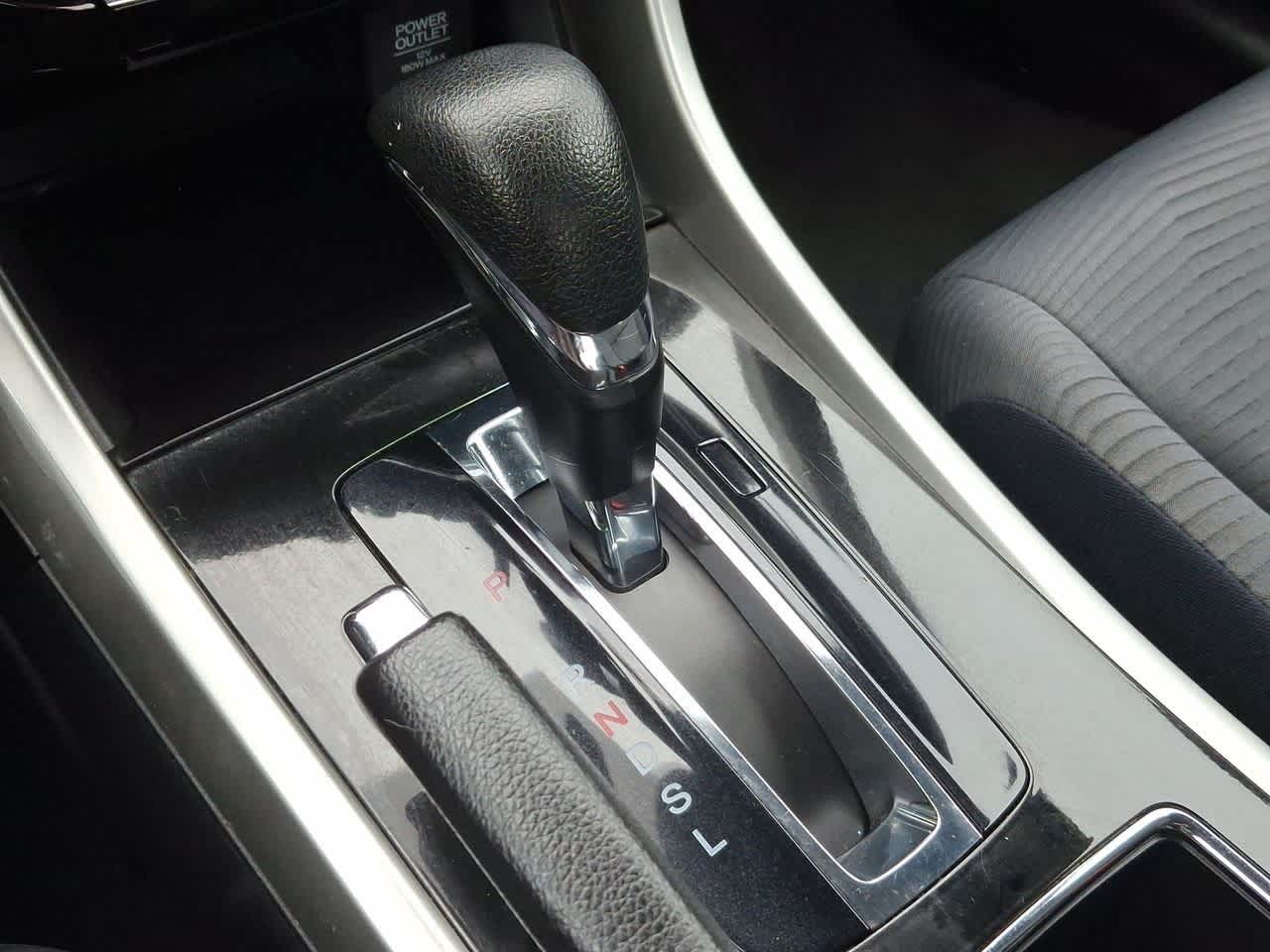 Thumbnail: 2016 Honda Accord - 18