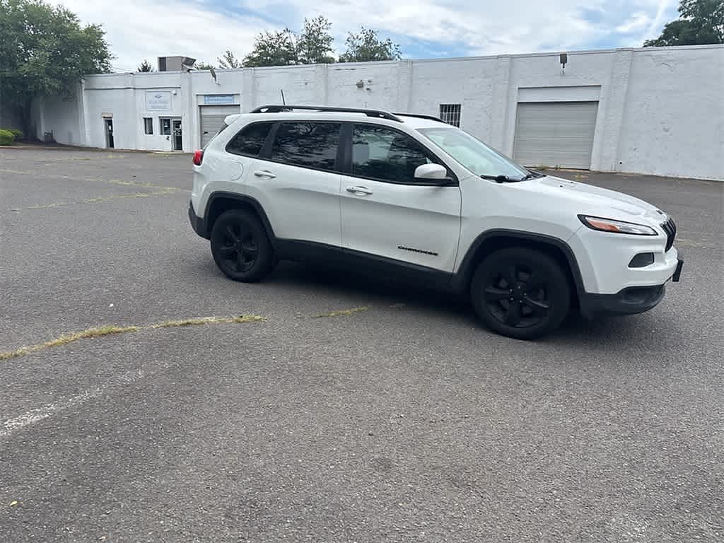 Thumbnail: 2016 Jeep Cherokee - 9