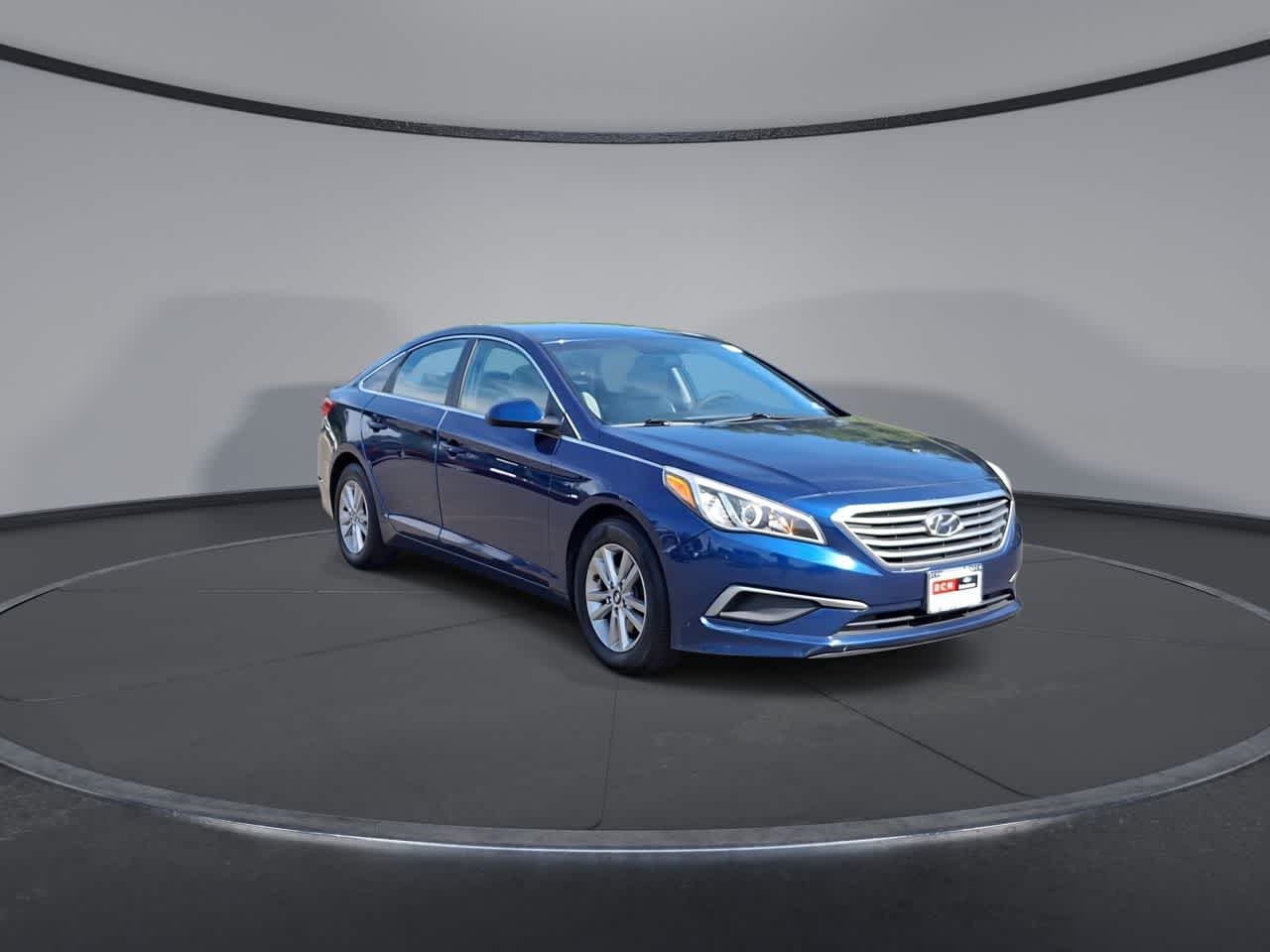 Thumbnail: 2016 Hyundai Sonata - 2