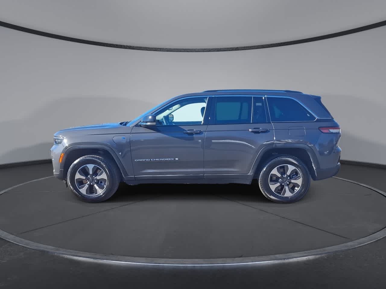 Thumbnail: 2024 Jeep Grand Cherokee - 5