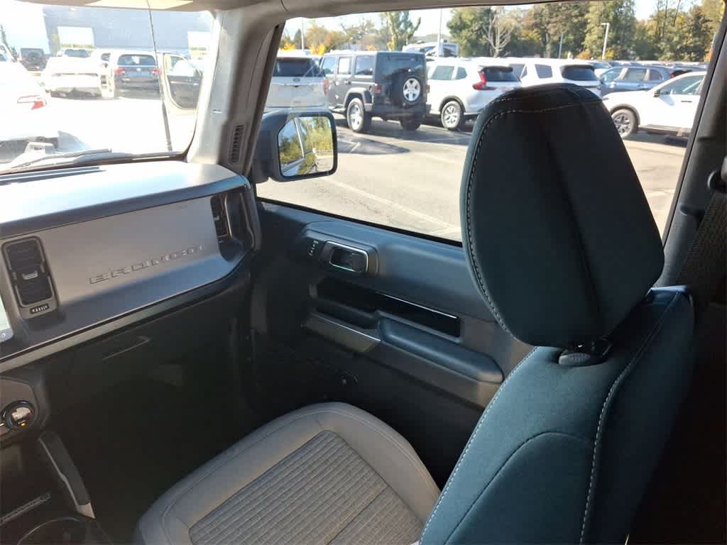 Thumbnail: 2021 Ford Bronco - 11