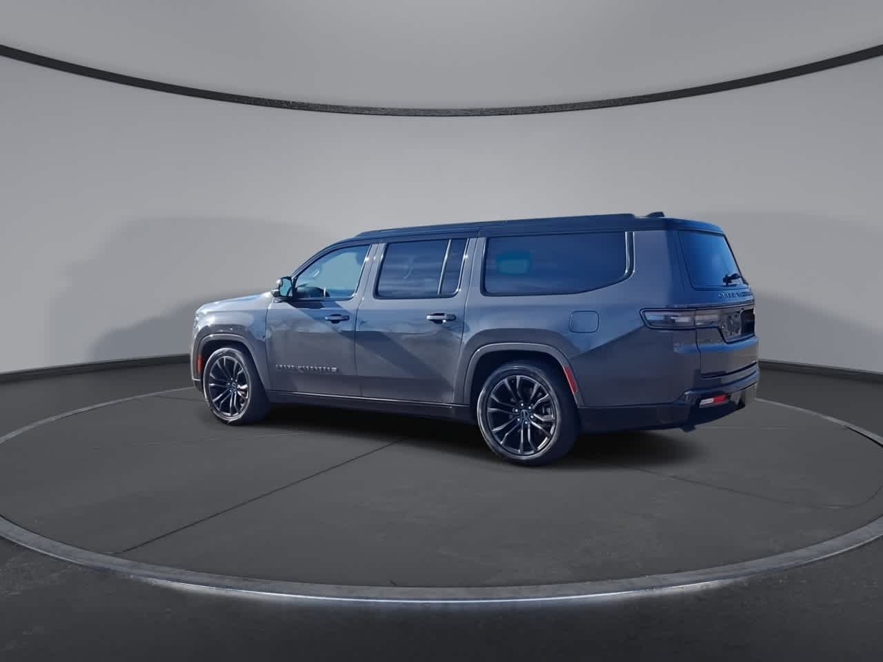 Thumbnail: 2024 Jeep Grand Wagoneer L - 6