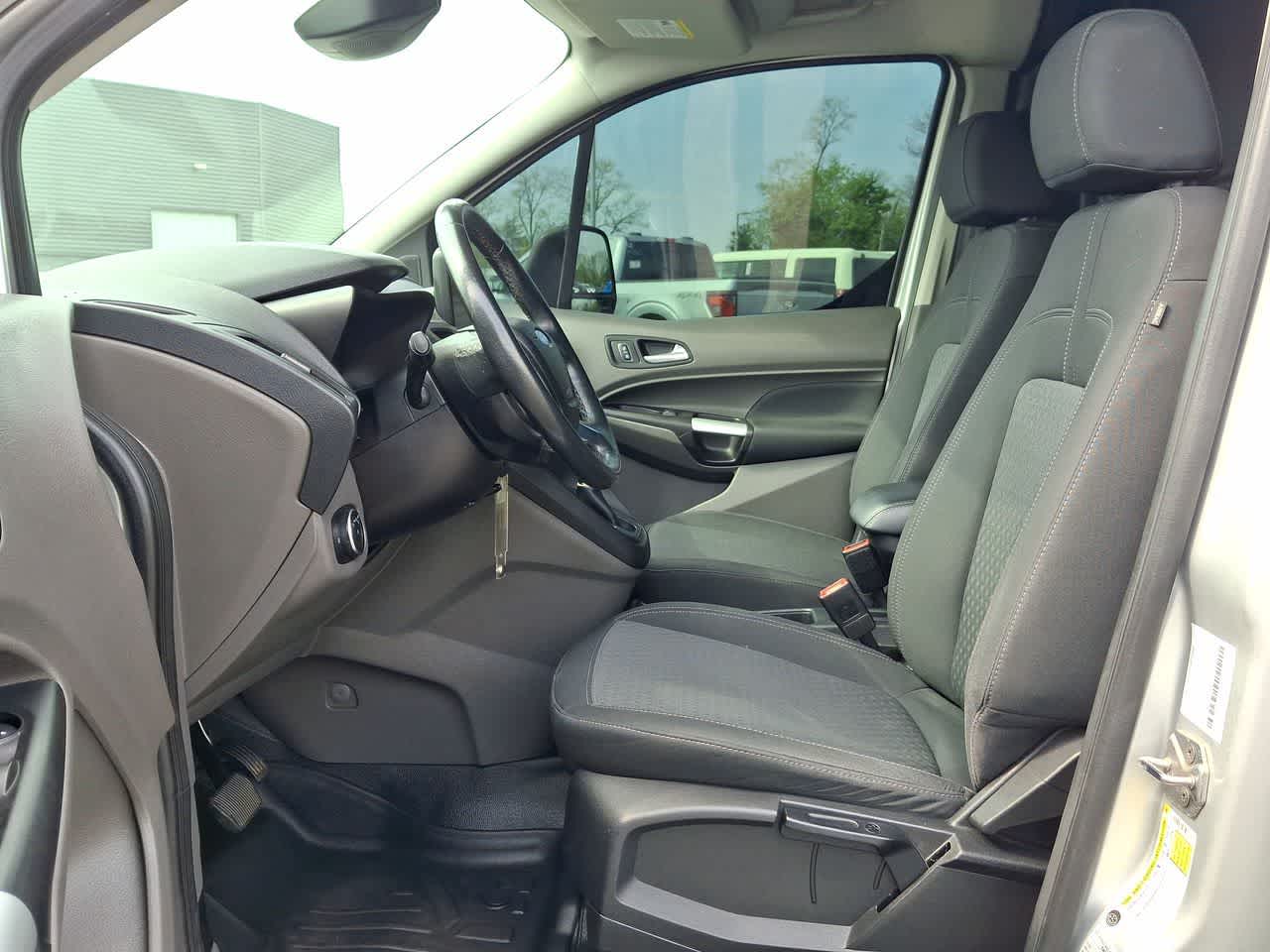 Thumbnail: 2019 Ford Transit Series - 17