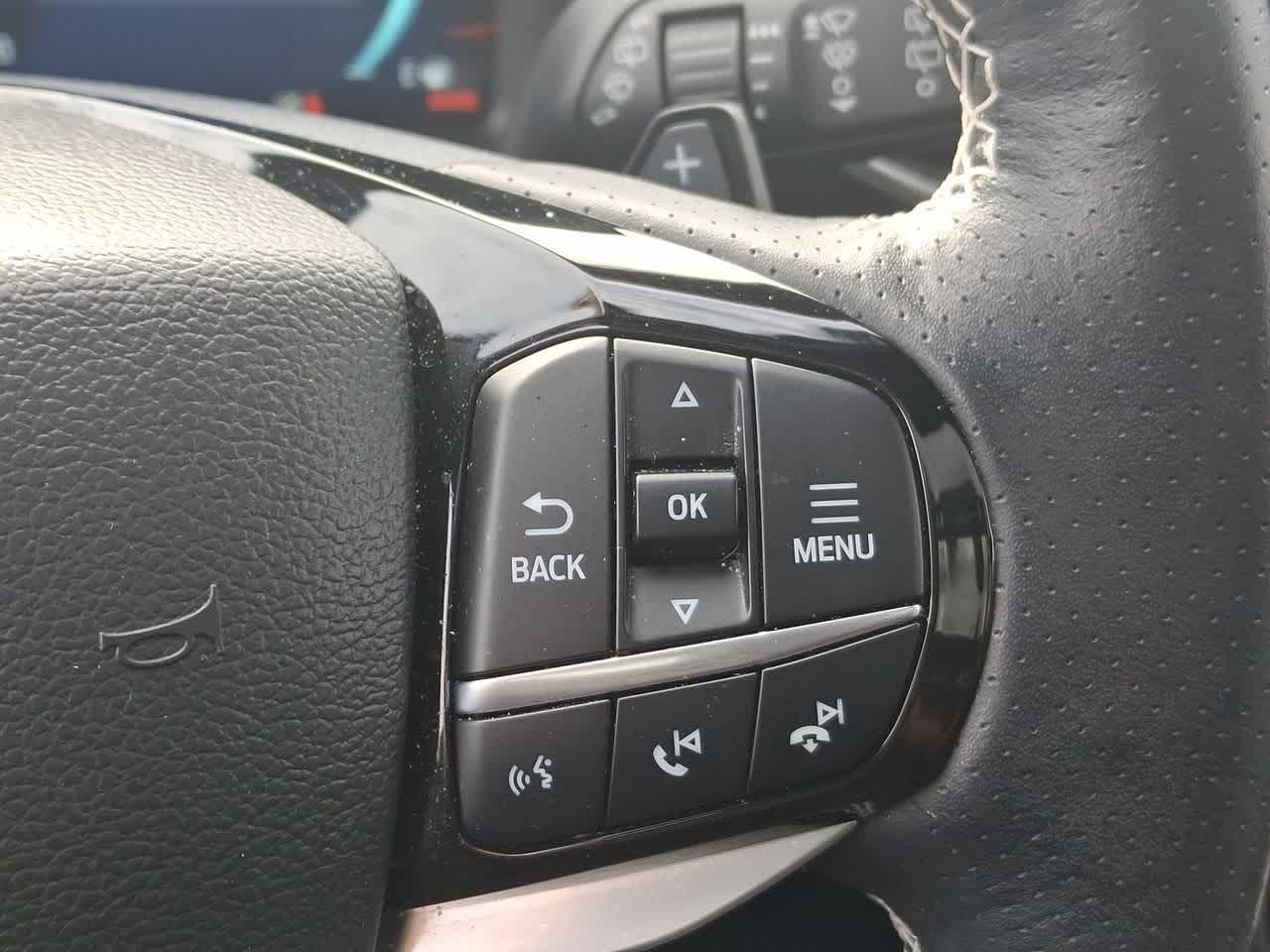 Thumbnail: 2023 Ford Explorer - 24