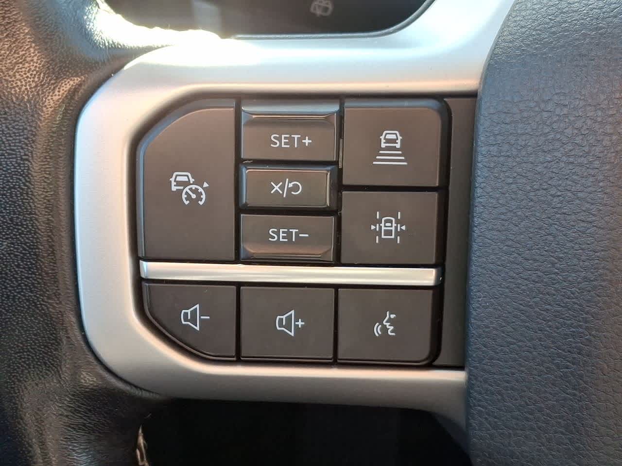 Thumbnail: 2023 Ford Expedition MAX - 23