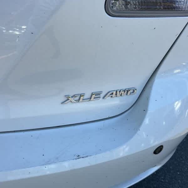 Thumbnail: 2014 Toyota Venza - 10
