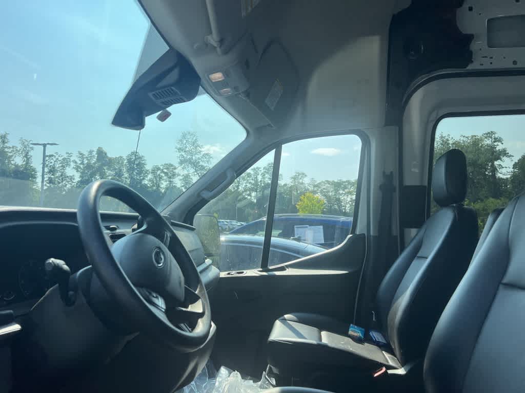 Thumbnail: 2022 Ford Transit Series - 15