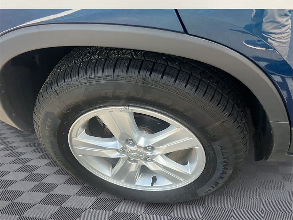 Thumbnail: 2019 Chevrolet Trax - 5
