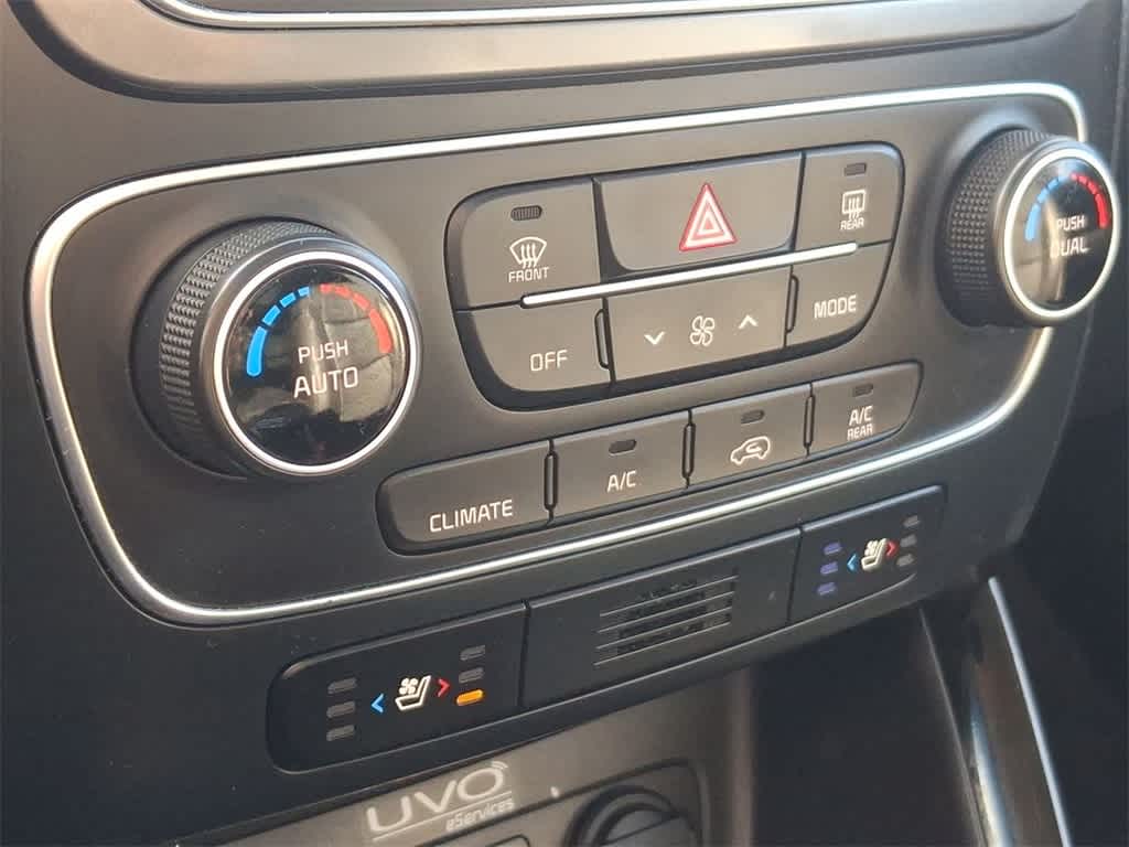 Thumbnail: 2014 Kia Sorento - 25