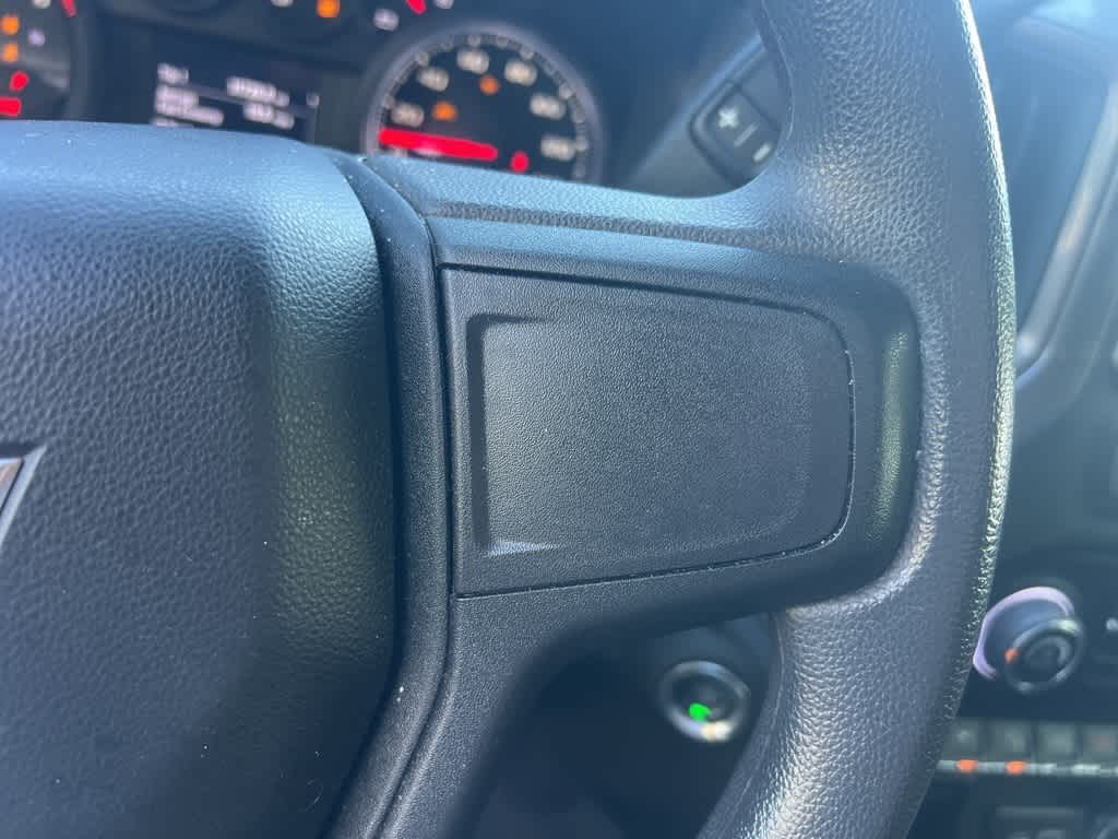 Thumbnail: 2023 Chevrolet Silverado 1500 - 17