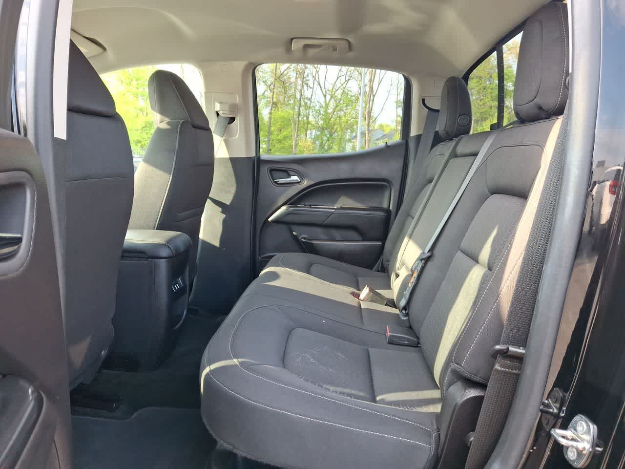 Thumbnail: 2016 GMC Canyon - 26
