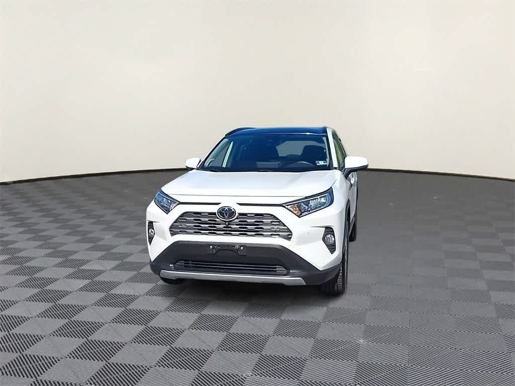 Thumbnail: 2019 Toyota RAV4 - 3