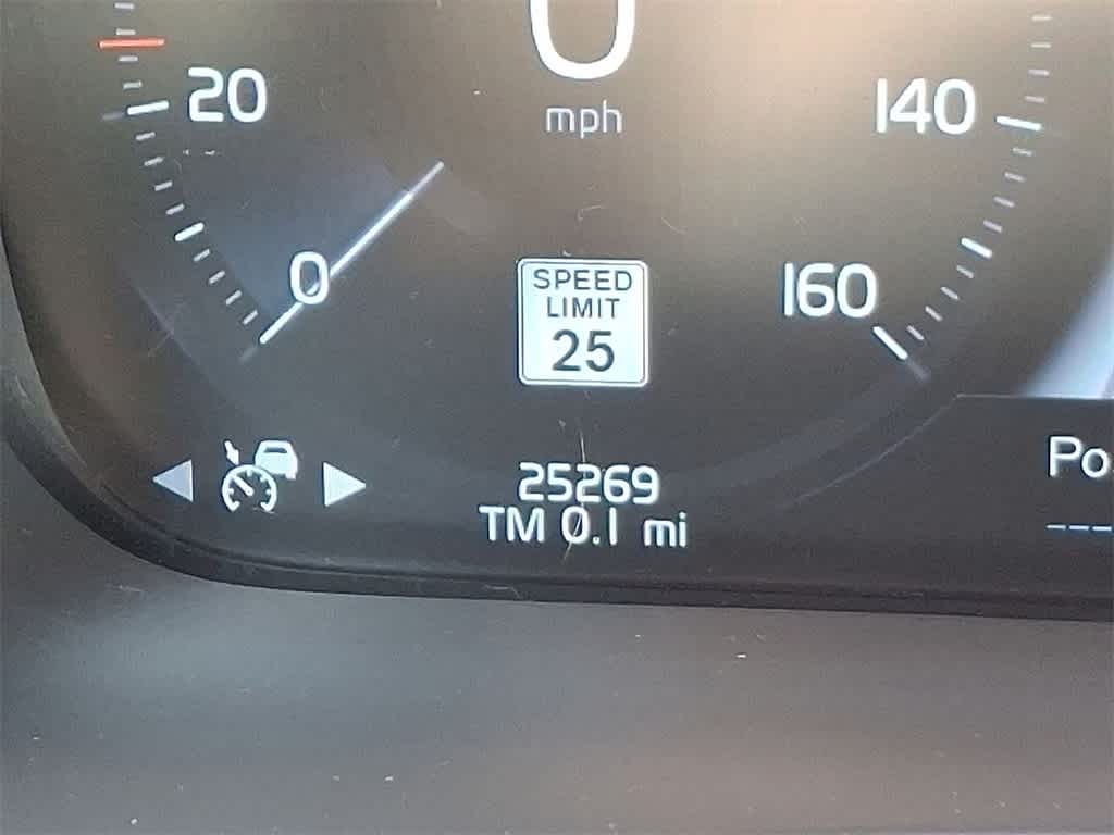2022 Volvo XC90 T6 Inscription 13