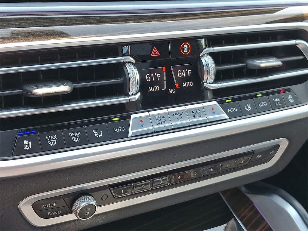 Thumbnail: 2021 BMW X6 - 19
