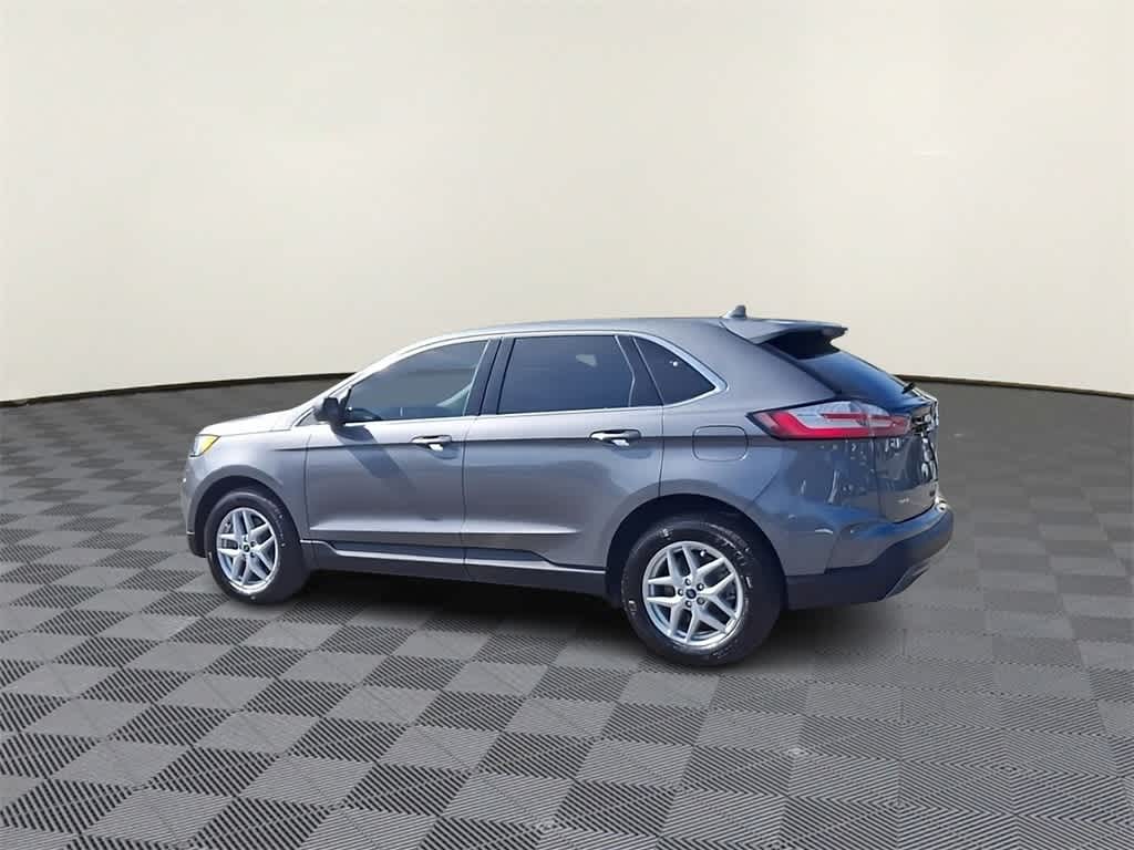 Thumbnail: 2022 Ford Edge - 6